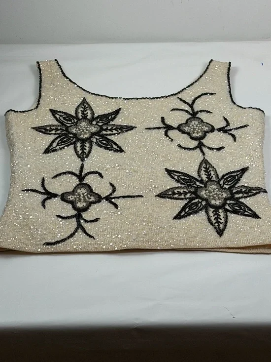 Vintage Beaded Black and cream sleeve less top - Picture 11 of 13